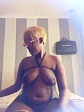 CurvyBabe36 online show from 04-05-26, 02:03