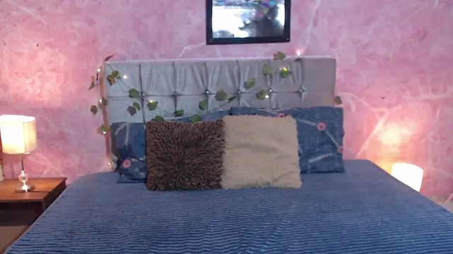 Snapshot of DUVAN_MONTES chatting on 11-11-25, 01:22 DUVAN MONTES online show from 11-11-25, 01:22