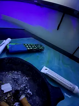 Snapshot of Br0kenKenDoll chatting on 11-18-25, 05:23 Br0kenKenDoll online show from 11-18-25, 05:23