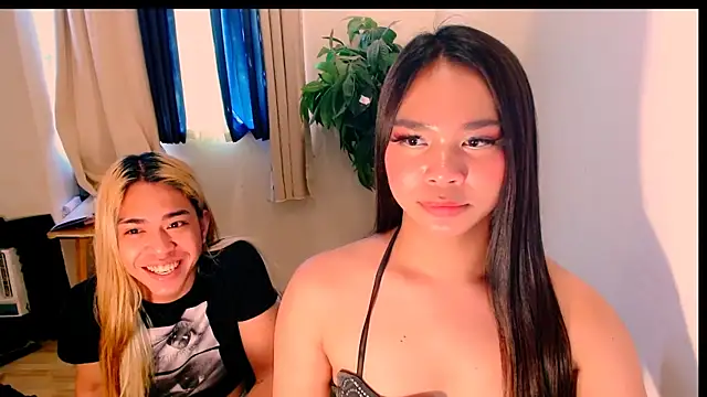 Snapshot of velvetviper06 chatting on 02-08-26, 11:41 velvetviper06 online show from 02-08-26, 11:41