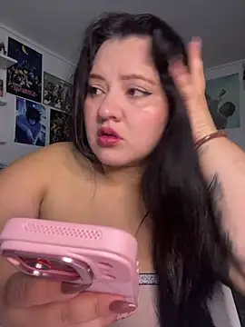Snapshot of Just_danna chatting on 06-22-26, 05:15 Just danna online show from 06-22-26, 05:15