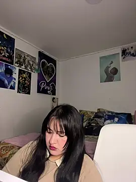 Snapshot of Just_danna chatting on 07-02-26, 04:29 Just danna online show from 07-02-26, 04:29