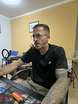 Snapshot of Lucasjandre chatting on 06-22-26, 12:45 Lucasjandre online show from 06-22-26, 12:45