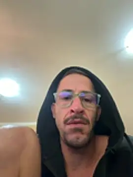 Snapshot of Lucasjandre chatting on 07-28-26, 11:17 Lucasjandre online show from 07-28-26, 11:17