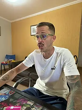 Snapshot of Lucasjandre chatting on 07-30-26, 10:47 Lucasjandre online show from 07-30-26, 10:47