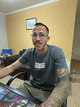 Snapshot of Lucasjandre chatting on 07-31-26, 11:15 Lucasjandre online show from 07-31-26, 11:15