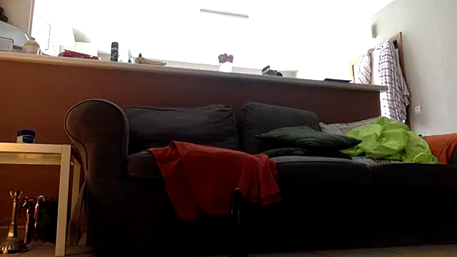 Snapshot of mpbe chatting on 02-19-26, 12:12 mpbe online show from 02-19-26, 12:12