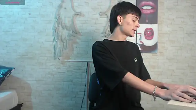 axel milo kairo and noa online show from 02-17-26, 06:36