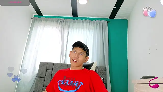 FelipeGonzalezz online show from 11-23-25, 07:13