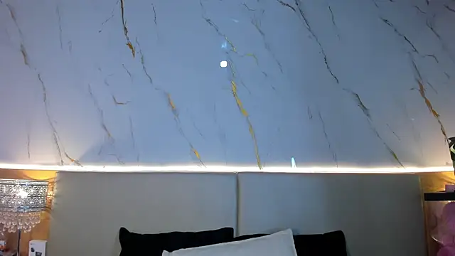 april grey11 online show from 04-15-26, 12:34