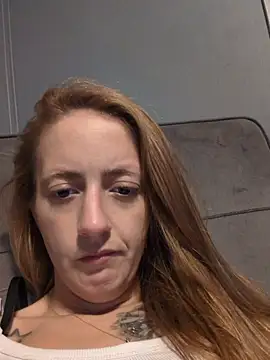 sexxxilexxxi44 online show from 05-25-26, 04:40