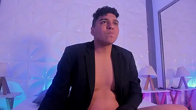 Snapshot of Tony_Rios_ chatting on 11-13-25, 05:28 Tony Rios online show from 11-13-25, 05:28