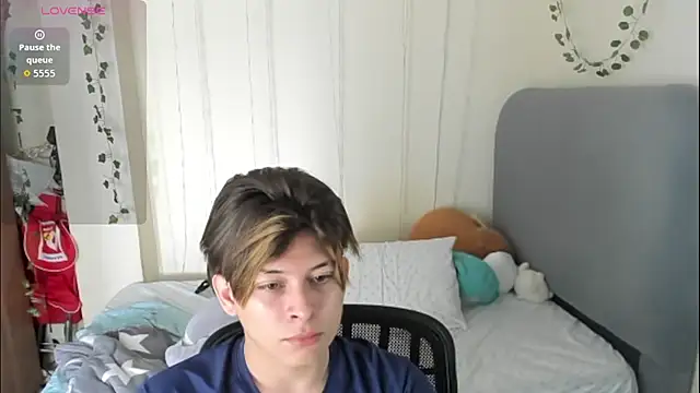 Snapshot of Felix_kitty chatting on 01-09-26, 07:04 Felix kitty online show from 01-09-26, 07:04