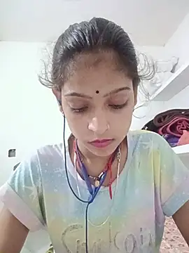 Mohnicute online show from 07-03-26, 06:14