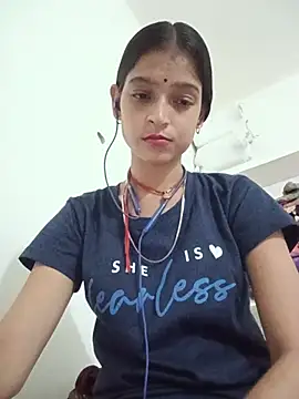 Mohnicute online show from 08-04-26, 07:27
