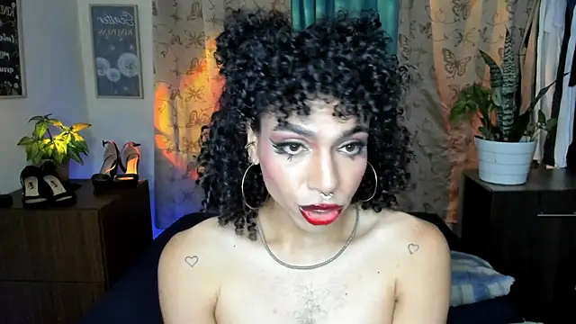 Snapshot of Angel_White25 chatting on 02-27-26, 10:43 Angel White25 online show from 02-27-26, 10:43