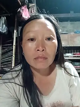 girl-hot2x online show from 04-29-26, 11:47