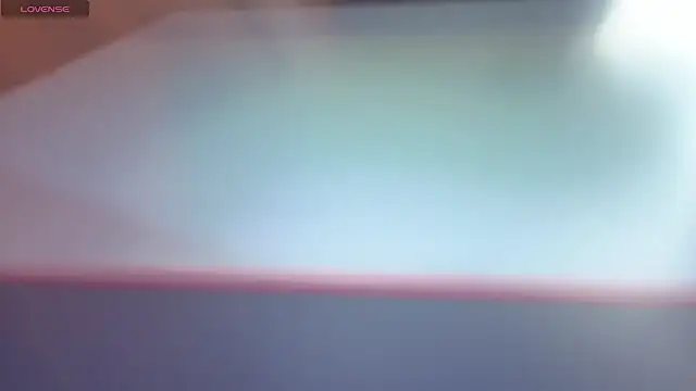 Snapshot of Juliana_Tx chatting on 11-27-25, 02:46 Juliana Tx online show from 11-27-25, 02:46