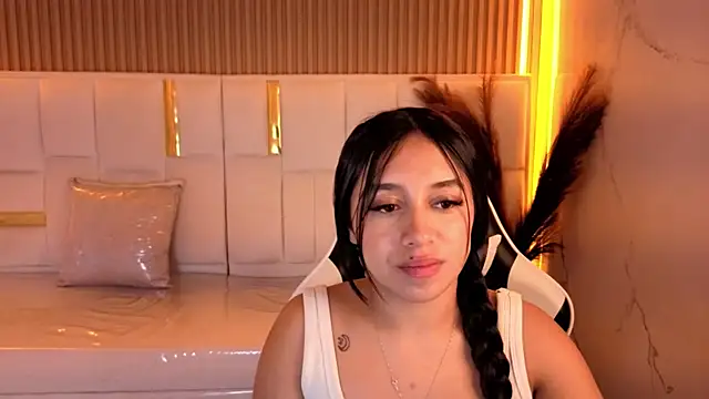 Snapshot of Juliana_Tx chatting on 03-03-26, 03:01 Juliana Tx online show from 03-03-26, 03:01