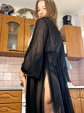 yourladyMary online show from 11-25-25, 02:22