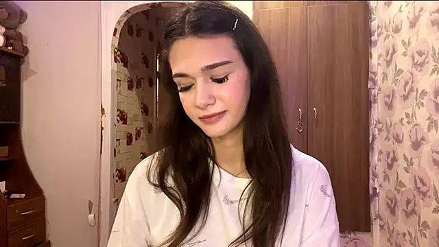 EunHendericks online show from 11-14-25, 11:09