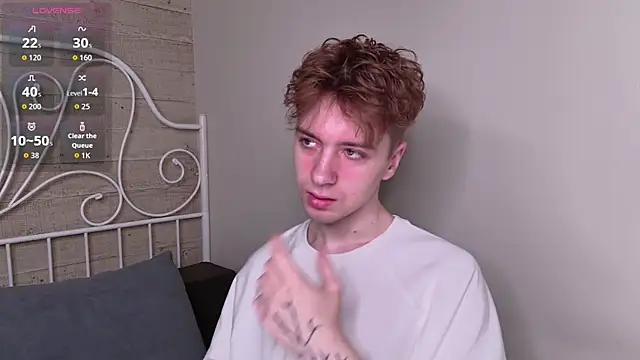 Paul Holt online show from 11-27-25, 08:44