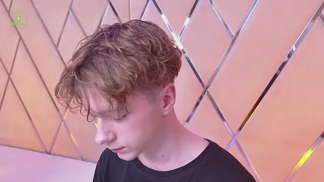 Paul Holt online show from 02-25-26, 03:54