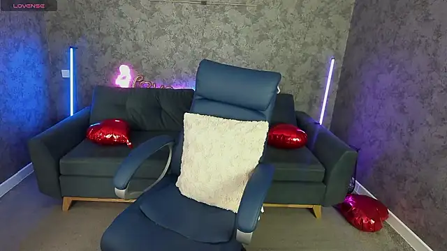 Snapshot of LadyChanelll chatting on 02-24-26, 01:42 LadyChanelll online show from 02-24-26, 01:42