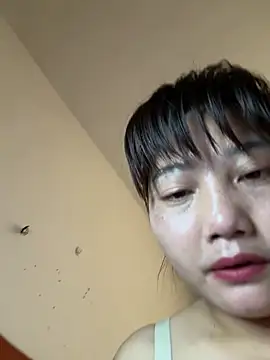 Snapshot of Nuomi6 chatting on 04-14-26, 01:33 Nuomi6 online show from 04-14-26, 01:33