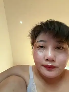 Nuomi6 online show from 07-16-26, 02:17