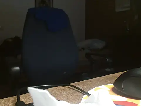Snapshot of sssuka chatting on 04-22-26, 11:39 sssuka online show from 04-22-26, 11:39