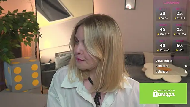 Snapshot of LilithEve_ chatting on 11-18-25, 04:00 LilithEve online show from 11-18-25, 04:00