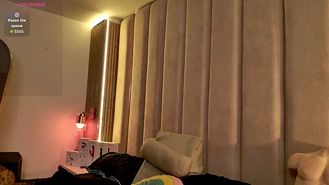 Snapshot of Iamnyxy chatting on 05-16-26, 10:58 Iamnyxy online show from 05-16-26, 10:58
