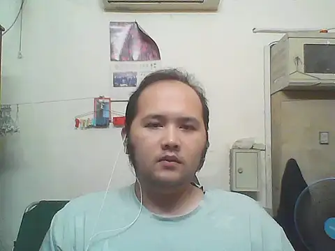 Snapshot of linhlinhthan chatting on 11-28-25, 01:36 linhlinhthan online show from 11-28-25, 01:36