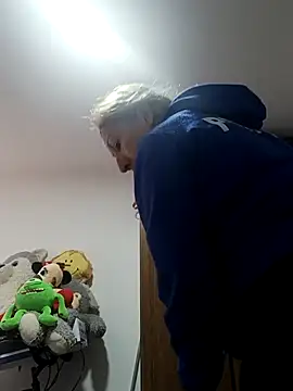 chrystal sl852 online show from 02-04-26, 12:11