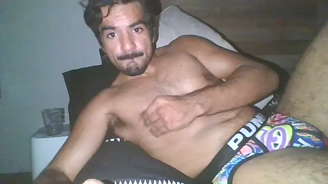 piggylatino online show from 11-20-25, 10:04