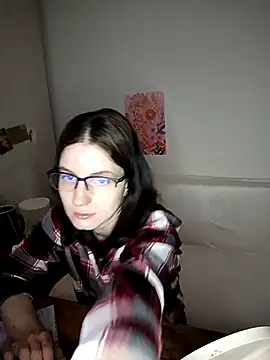 Snapshot of v_crizis324 chatting on 02-06-26, 01:47 v crizis324 online show from 02-06-26, 01:47