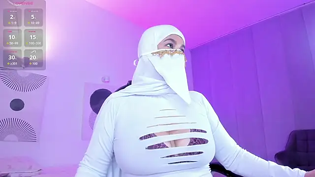 Hannaa Dolly online show from 01-16-26, 03:43