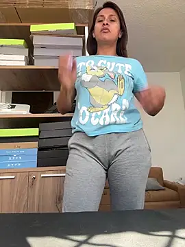 valeria absurdah online show from 12-03-25, 06:17