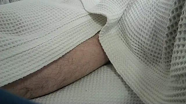 Youngboys30 online show from 04-17-26, 10:35