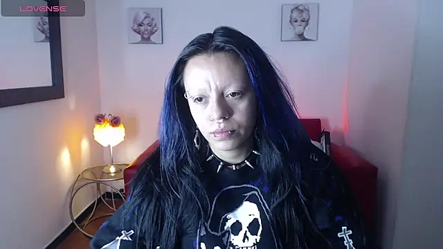 Snapshot of Belladonna_trix chatting on 06-04-26, 02:45 Belladonna trix online show from 06-04-26, 02:45