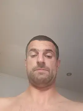 TwardyKierowca online show from 11-12-25, 07:53