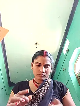 Snapshot of Pushpa_hotty chatting on 04-14-26, 04:40 Pushpa hotty online show from 04-14-26, 04:40