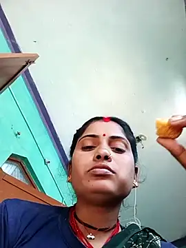 Snapshot of Pushpa_hotty chatting on 04-30-26, 03:46 Pushpa hotty online show from 04-30-26, 03:46