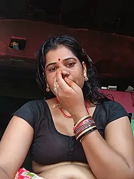 Snapshot of Hot_kamla chatting on 06-12-26, 03:49 Hot kamla online show from 06-12-26, 03:49