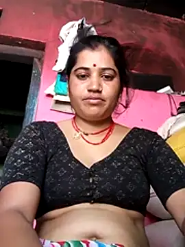Snapshot of Hot_kamla chatting on 06-20-26, 09:01 Hot kamla online show from 06-20-26, 09:01