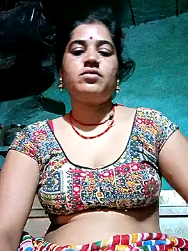 Snapshot of Hot_kamla chatting on 06-28-26, 09:32 Hot kamla online show from 06-28-26, 09:32