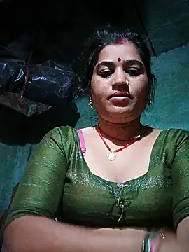 Snapshot of Hot_kamla chatting on 07-01-26, 11:15 Hot kamla online show from 07-01-26, 11:15