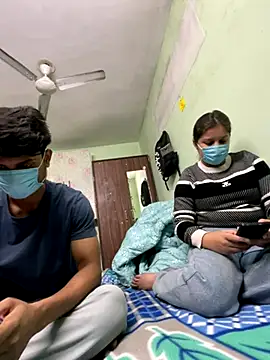 Cute hotzara online show from 11-27-25, 04:25