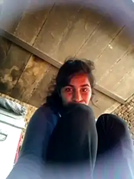 Kumari gairl online show from 12-21-25, 03:57